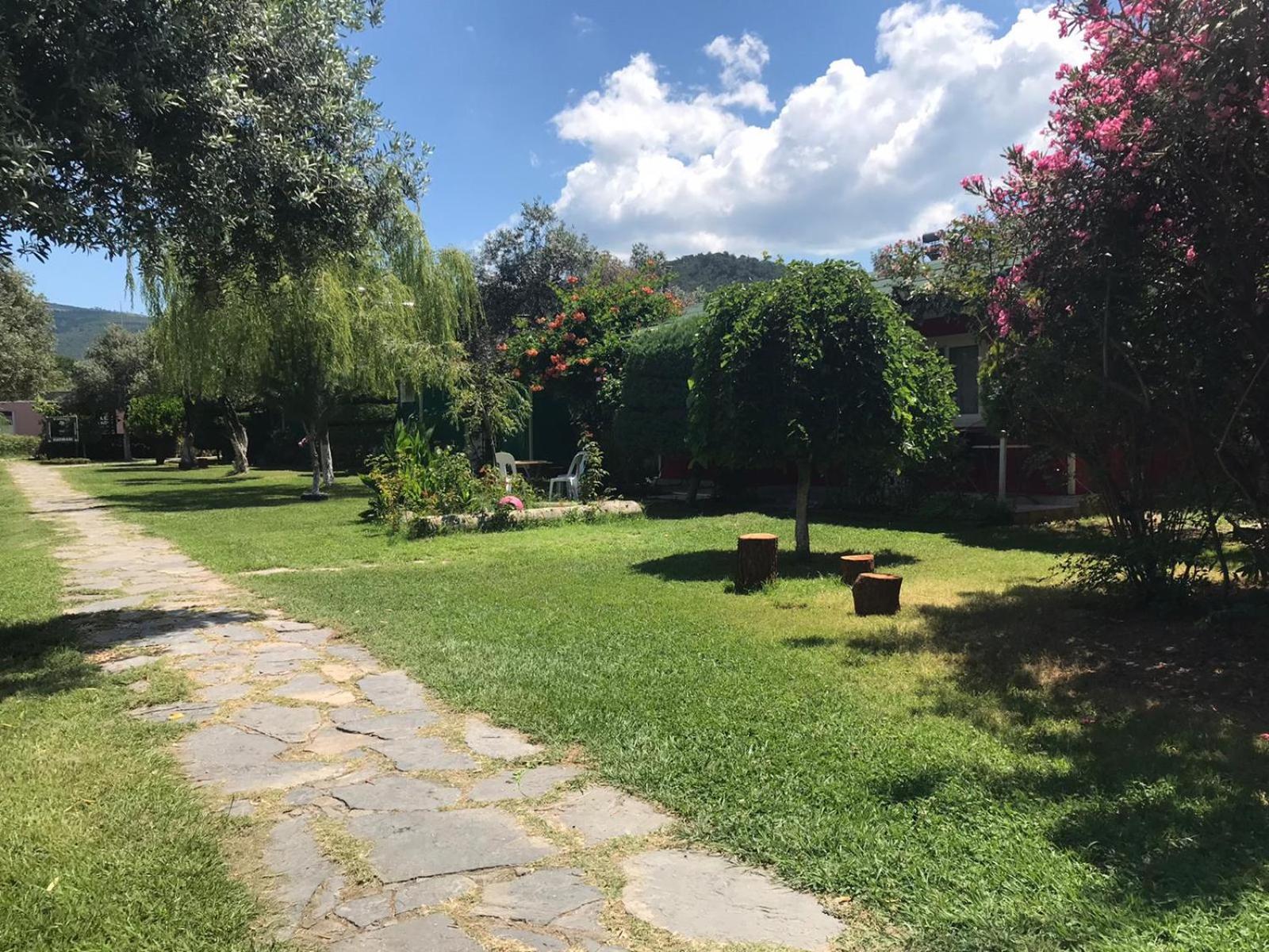 فندق Cicek Evler Tatil Koeyue أرموتلو المظهر الخارجي الصورة